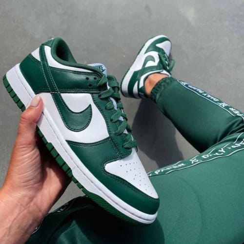 Nike SB Dunk Low Varsity Green