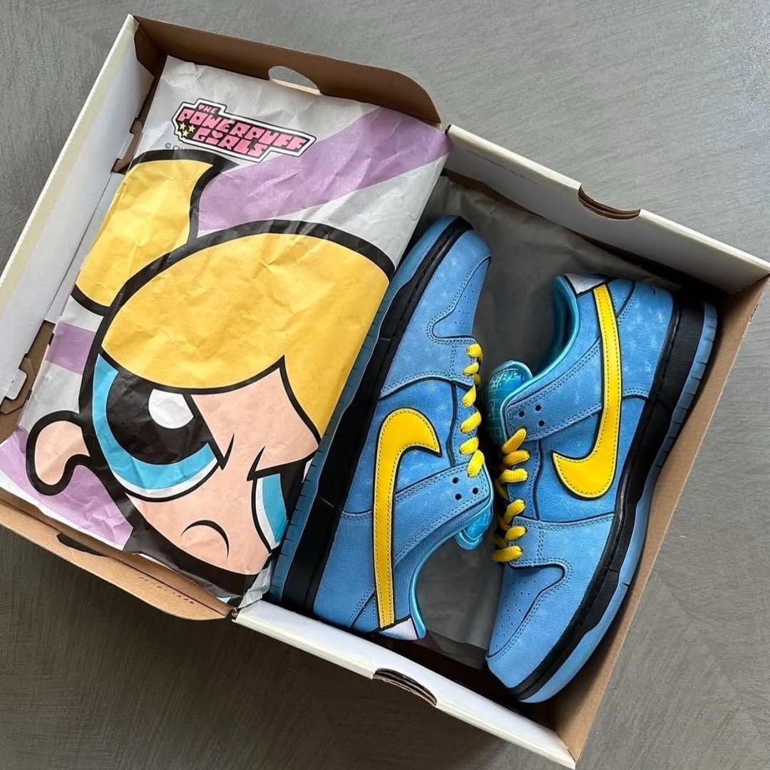 Nike SB Dunk Low “Powerpuff Girls – Bubbles” – Premium Edition Sneakers with Original Box & Extras
