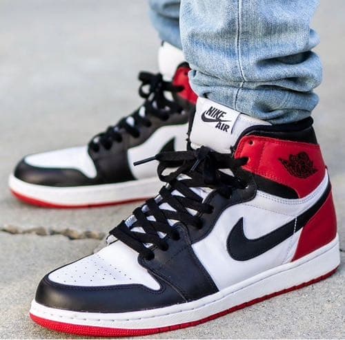 Nike Air Jordan 1 Retro High “Black Toe” – Premium Masterpiece Sneakers with Original Box