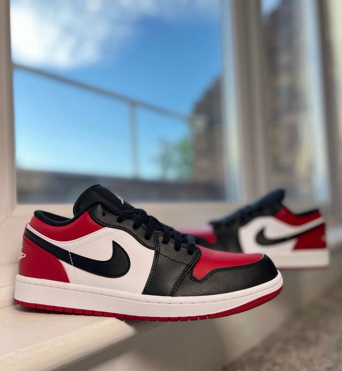 Air Jordan 1 Low “Bred Toe” – Premium Masterpiece Sneakers with Original Box