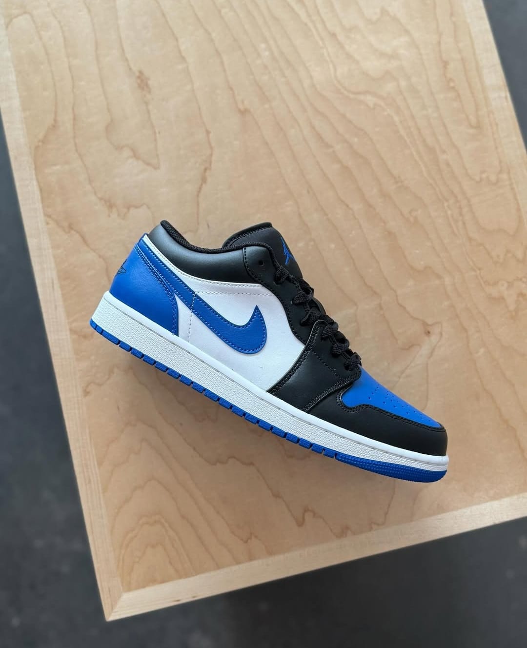 Nike Air Jordan 1 Retro Low “Alternate Royal Toe” – Premium Masterpiece Sneakers with Original Box