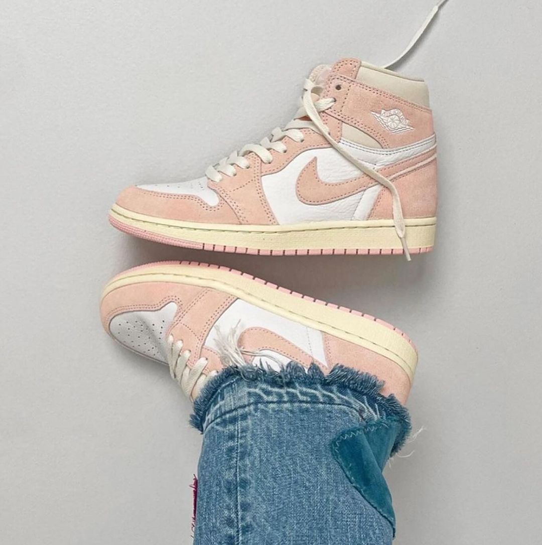 Nike Air Jordan 1 Retro “Washed Pink” – Premium Edition Sneakers with Original Box