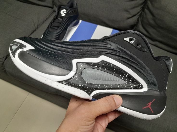 Jordan LUKA 3 GS Speedway “Black” – Premium Masterpiece Sneakers with Original Box