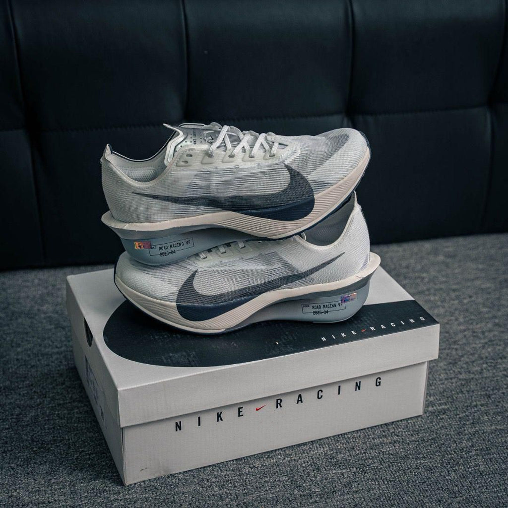 Nike Vaporfly 4 Road Racing “White Black” – Premium Masterpiece Running Shoes with Original Box