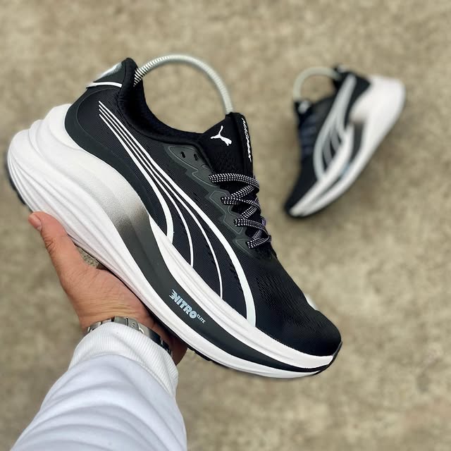 Puma Deviate MAGMAX Nitro “Black/White” – Premium Edition Sneakers