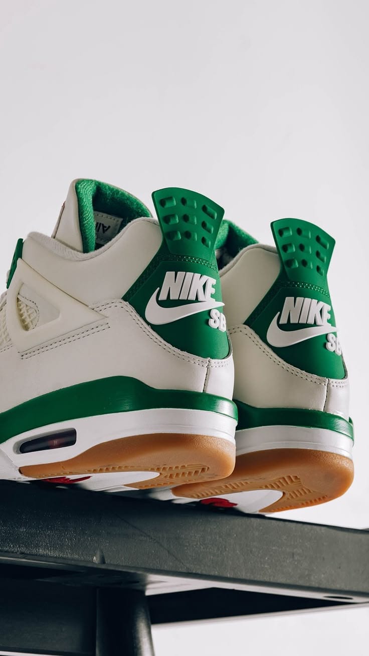 Air Jordan 4 “Pine Green” – Premium Semi UA Edition with OG Box & Butter Paper
