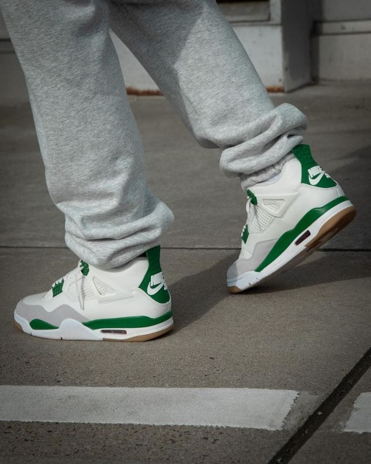 Air Jordan 4 “Pine Green” – Premium Semi UA Edition with OG Box & Butter Paper